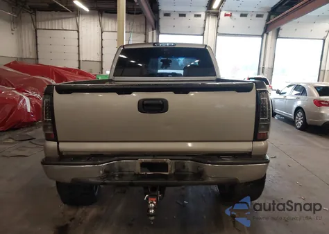 2003 Chevrolet Silverado 1500 Ls из США, поврежденный, VIN 2GCEK19T731256115